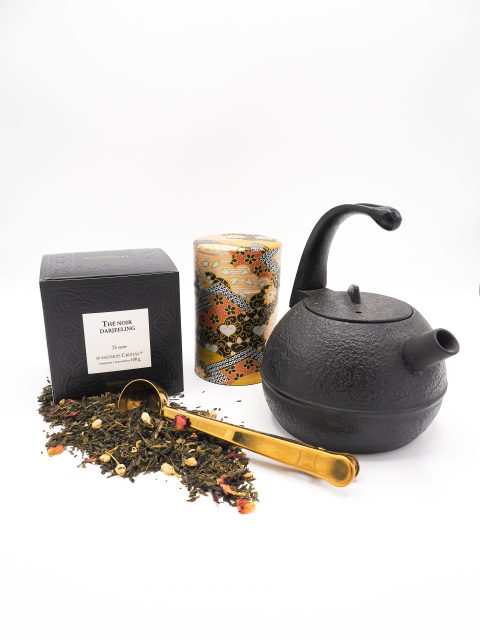 Service à thé — théière en fonte et coffret de thé