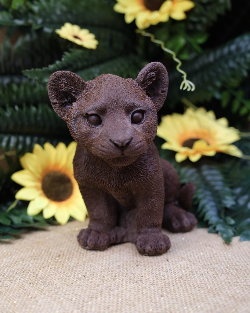 Sujet en chocolat · Lionceau